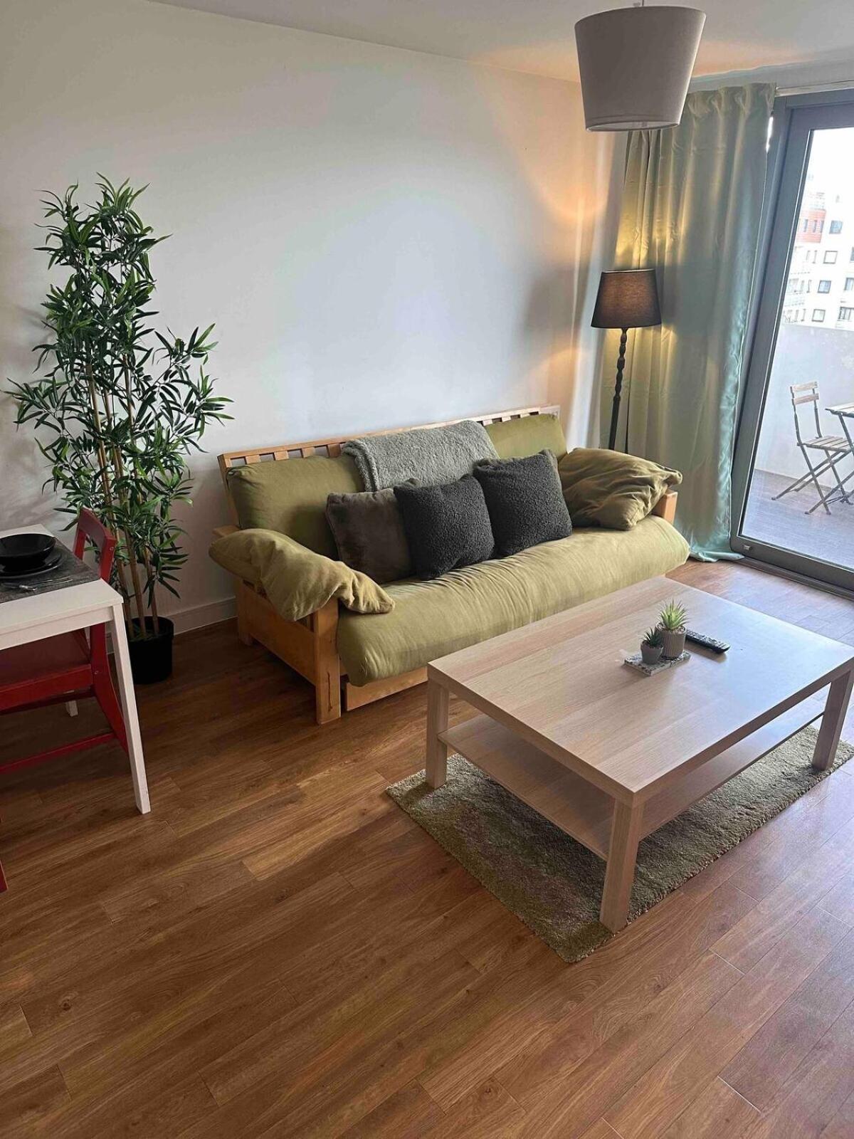Entire 2 Bedroom Flat London Exterior photo